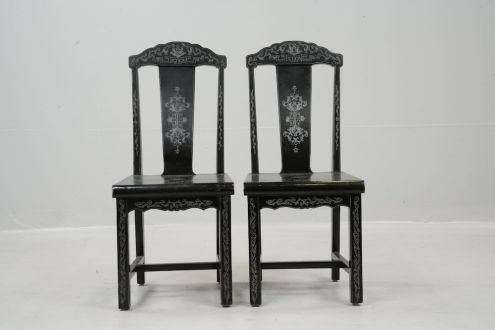 Пара стульев в стиле Шинуазри