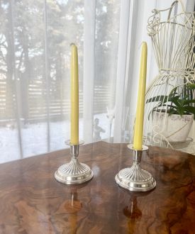 Пара серебряных подсвечников